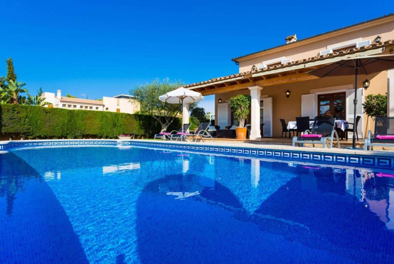 Gatoses Villa *